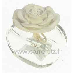 Diffuseur de parfum rose en platre blanche